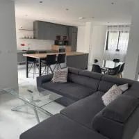 Maison proximité de la plage、Plouzanéのホテル