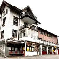 Garni Sternen, hotel u gradu Obstalden