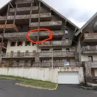 appartement 6 couchages à Super Besse, hotel a Besse-et-Saint-Anastaise