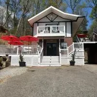 Grafton Lodge, отель в городе Лейк-Лур