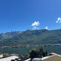 Un sogno tra lago e monti، فندق في Pescate