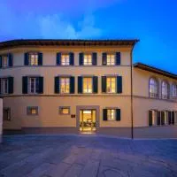 Palazzo Saloni: Montalcino'da bir otel