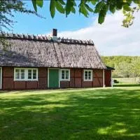 Haqvins stuga – hotel w mieście Förslöv