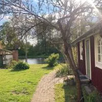 Isans stuga, hotel u gradu 'Broby'