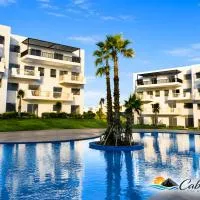 Modernes Apartment 3 Pools Balkon mit Aussicht, hotel v destinaci Cabo Negro
