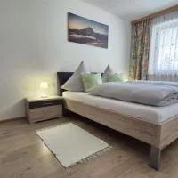 Ferienwohnung Sonnweber, hotel v destinácii Stanzach