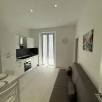 Riviera Suite, hotel em Vado Ligure