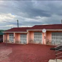 Sinanto B&B โรงแรมในUgie