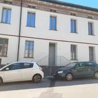 La Casa Di Anna, khách sạn ở Delebio