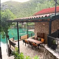 Skadar Lake Hideaway: Karuč şehrinde bir otel