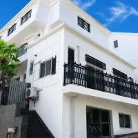 全室オーシャンビューの宿 ルーチェ須崎, hotel a Shimoda