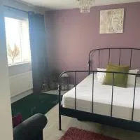30 Knightsbrook Crescent Trim Co Meath, хотел в Трим