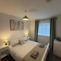 Inchcruin Apartment - Macaulay Letting, hotel i Bonhill