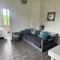 Studio cosy Cœur de Valençay Château & Beauval, hotelli kohteessa Valençay