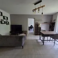 Appartement à Nailloux, отель в городе Nailloux