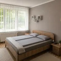 Dombó apartman, отель в городе Домбовар