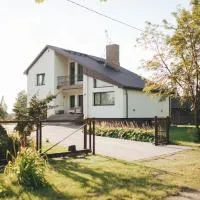 MADARAS Country house, hotel sa Ventava