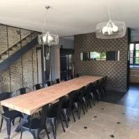 Chez Marine & Justine, hotel u gradu 'Charolles'