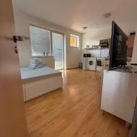 Royal Falcon Apartment Hradec, viešbutis Hradec Kralovėje