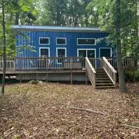 Lil' Blue Studio Home Near Livingston and Byrdstown, Tennessee and Dale Hollow Lake, hotel Monroe városában