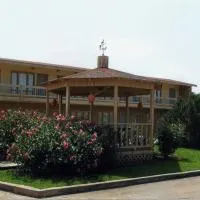 Will Rogers Inn，克萊爾莫爾的飯店