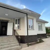 Nomad Guest Home, viešbutis mieste Jalal-Abad