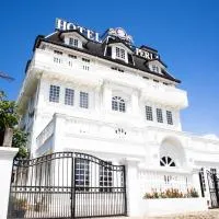 San Franz Hotel La Perla، فندق في San Francisco