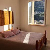 La Belle Vue - Gîte 3 étoiles Eco Responsable Climatisé, hotel en Maury