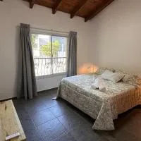LOS SUIZOS SUITES - Aeropuerto Internacional, Universidad Siglo 21 y Blas Pascal, Sanatorio Allende y Hospital Privado, Estadio Kempes y Chateu, Quorum, Mujer Urbana, Complejo Ferial Córdoba, готель у місті Кордова