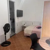 Kitnet aconchegante, hotel em Pedra de Guaratiba