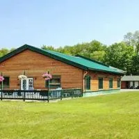 Adirondack Lodge Old Forge, отель в городе Олд-Фордж