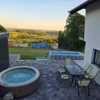 Vacation home Vilim, hotel v destinaci Kamešnica