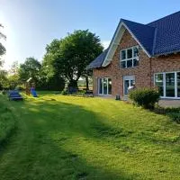 Ruhige Hofwohnung, modern und kinderfreundlich, hotel u gradu Extertal