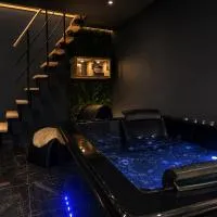 Éclipse - Loft Romantique - Jacuzzi - Cinéma Privé, готель у місті Гаяк