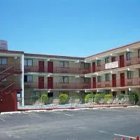 Cloud 9 Inn - Beach Hotel, хотел в Сийсайд Хайтс