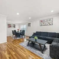 NYC & MetLife Luxury 3 bedroom Home Free Parking, ξενοδοχείο σε Bayonne