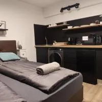 B23 Apartman,哈卡尼的飯店