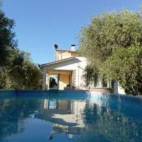 Villa Celestina, a 10 minuti dalle Terme, Hotel in Vetralla