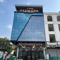LOTO Hotel The Seemank Aurobindo Hospital Indore, hotel a Indore