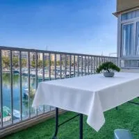 SeaFront YachtView VallettaView – hotel w mieście Taʼ Xbiex