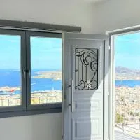 Aurora Syros Apartment, מלון באנו סירוס