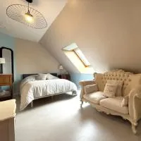 Les âmes bleues - Chambre double bord de Seine, proche Honfleur、Berville-sur-Merのホテル