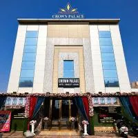 Hotel Crown Palace - Hotel in Vasundhara Sector 5、ガーズィヤーバードのホテル