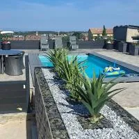 Joli t2 a 5 min des plages, hotel em Furiani