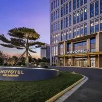 Novotel Kunshan Yangcheng Lake, hotel in Kunshan