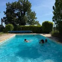 Taulignan में, होटल Studio Piscine en Drôme Provençale Repas Asiatique sur demande