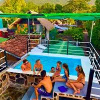 Lazy Crab Hostel, hotel em Balgue