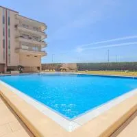 Ocean View Luxury Duplex Apartment、オバールのホテル