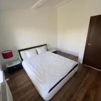 Jasmine Guest Room, hotel in Jauntīreļi