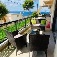 Peaceful Seaside Apartments, hotelli kohteessa Vaia